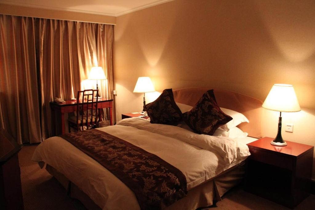 סוג'ואו Garden Hotel חדר תמונה